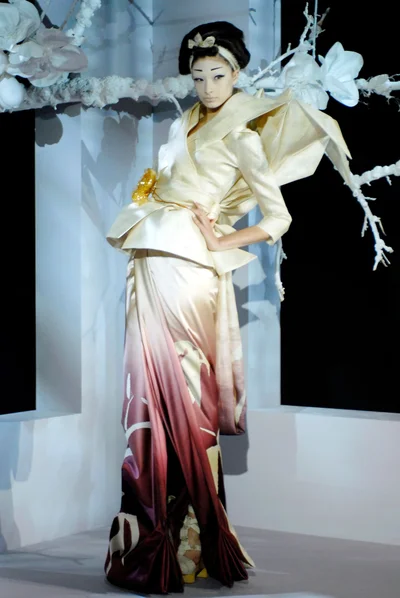 Look 12